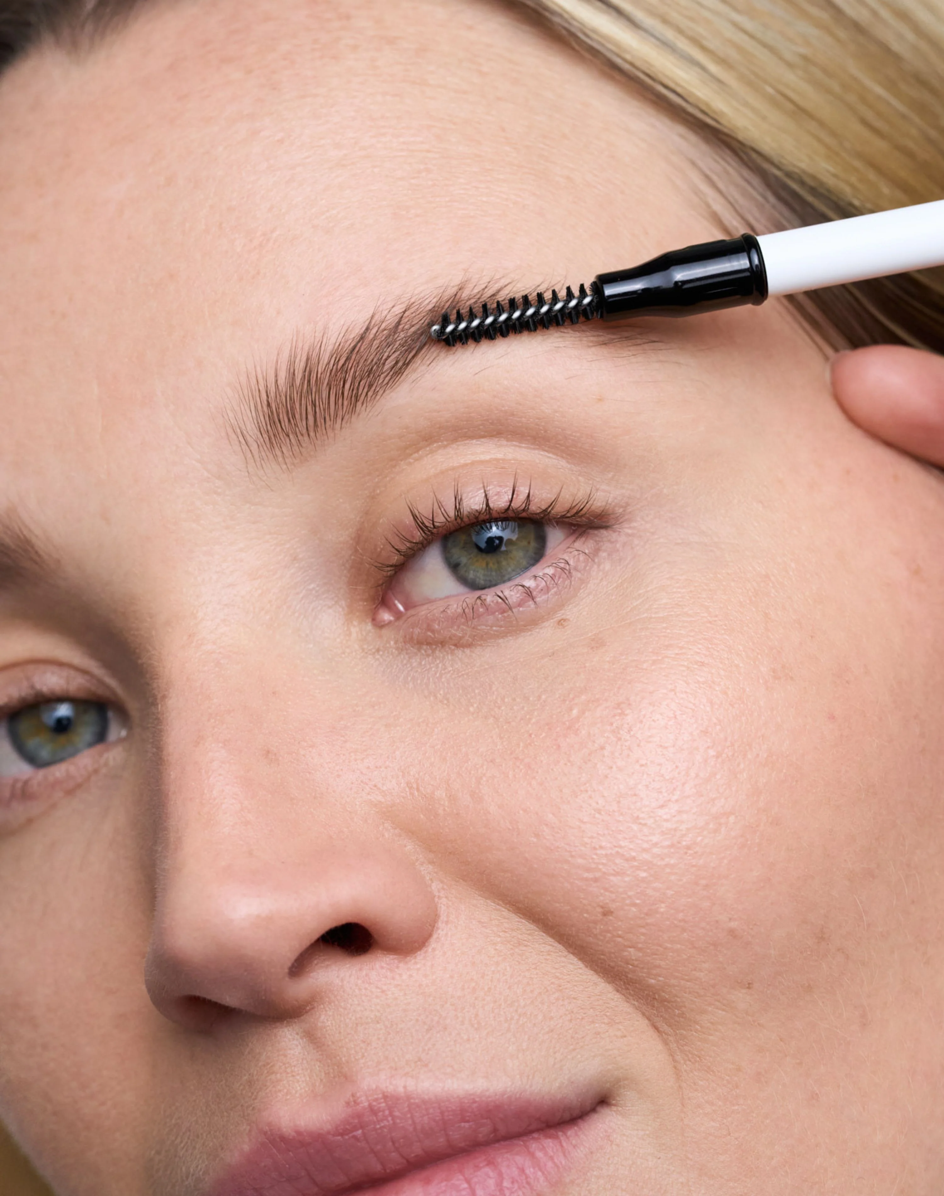 Easy Brow Pencil - Image 11