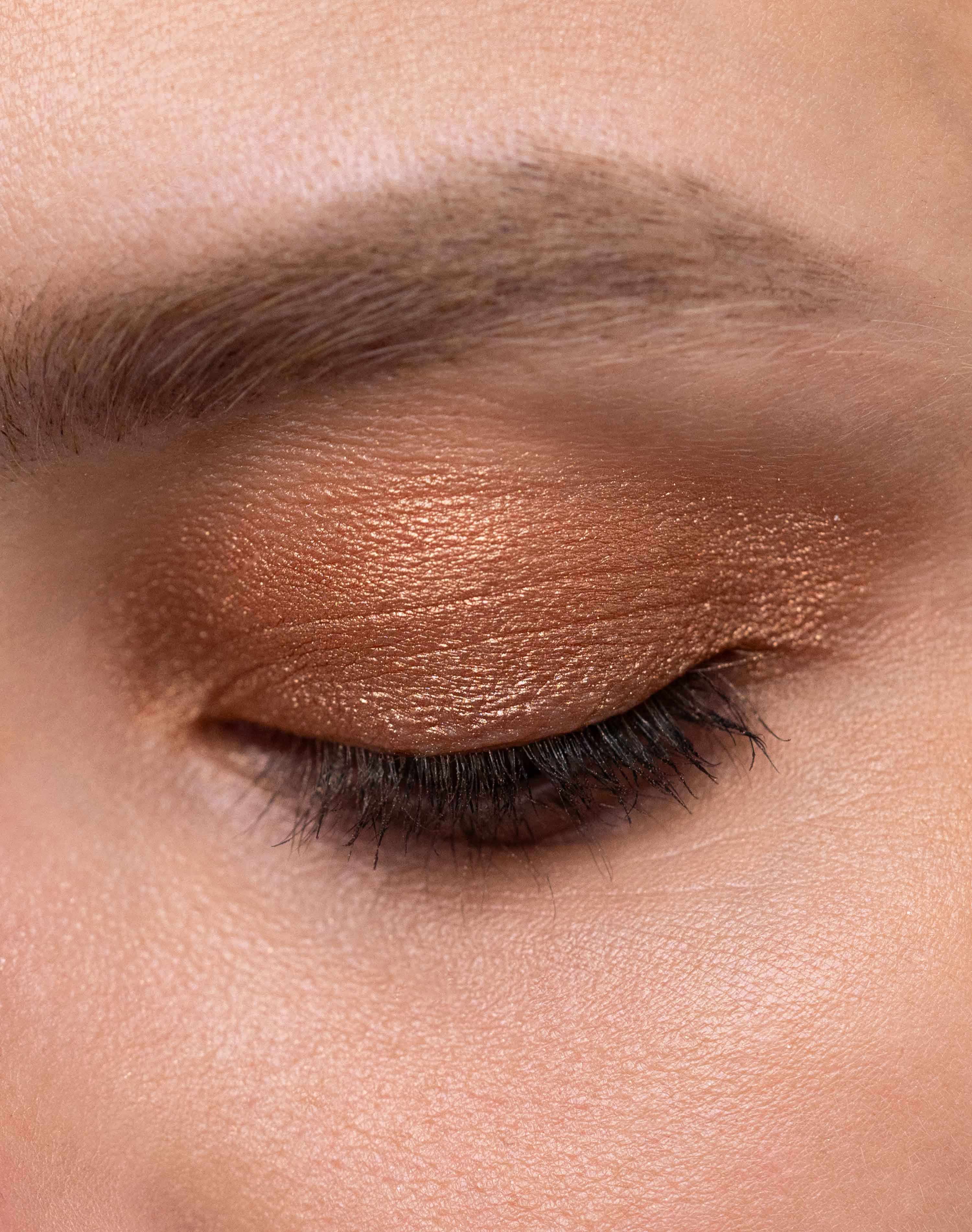 Eyeshadow Tower - Image 12