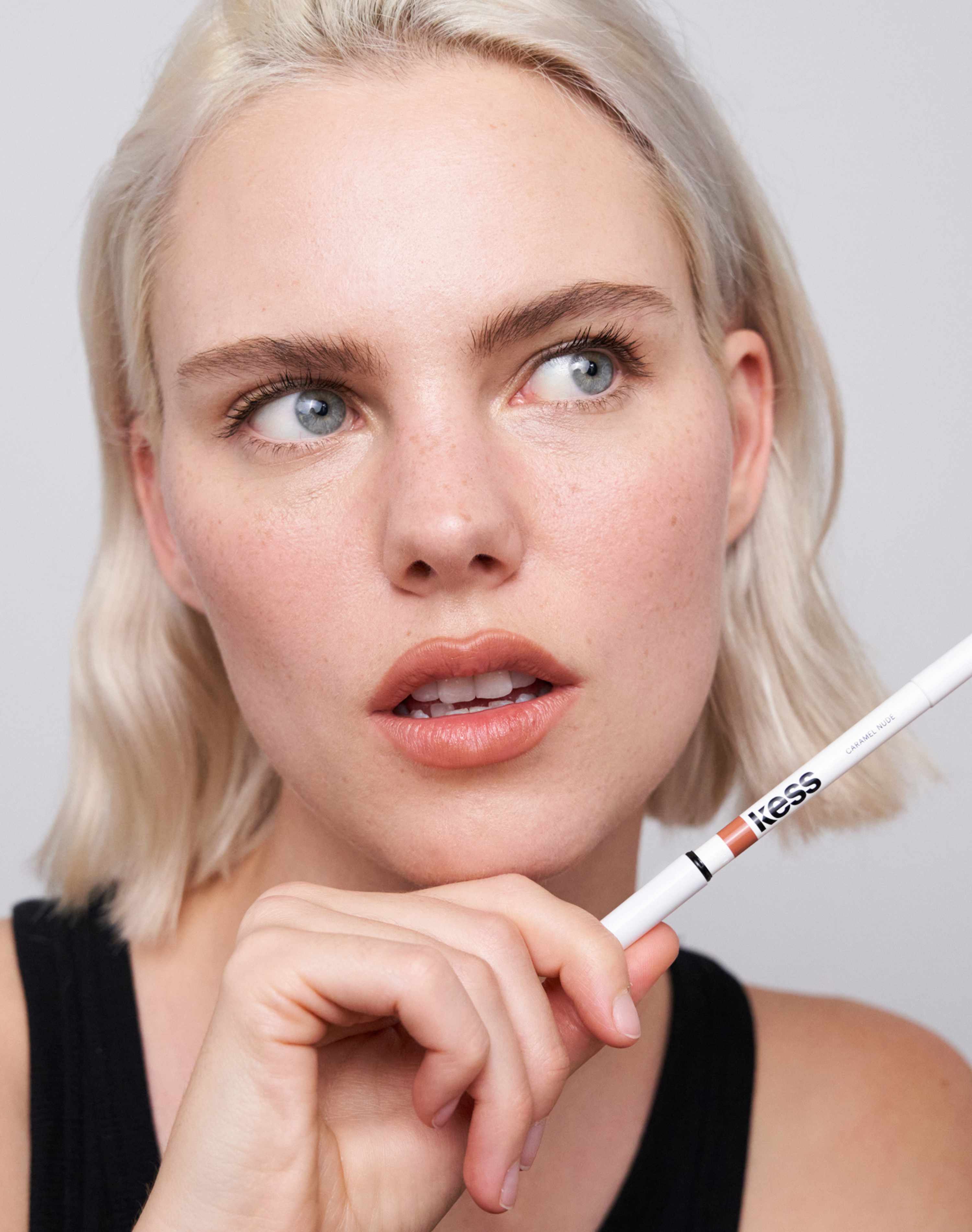 Soft Shape Lip Liner - Image 24
