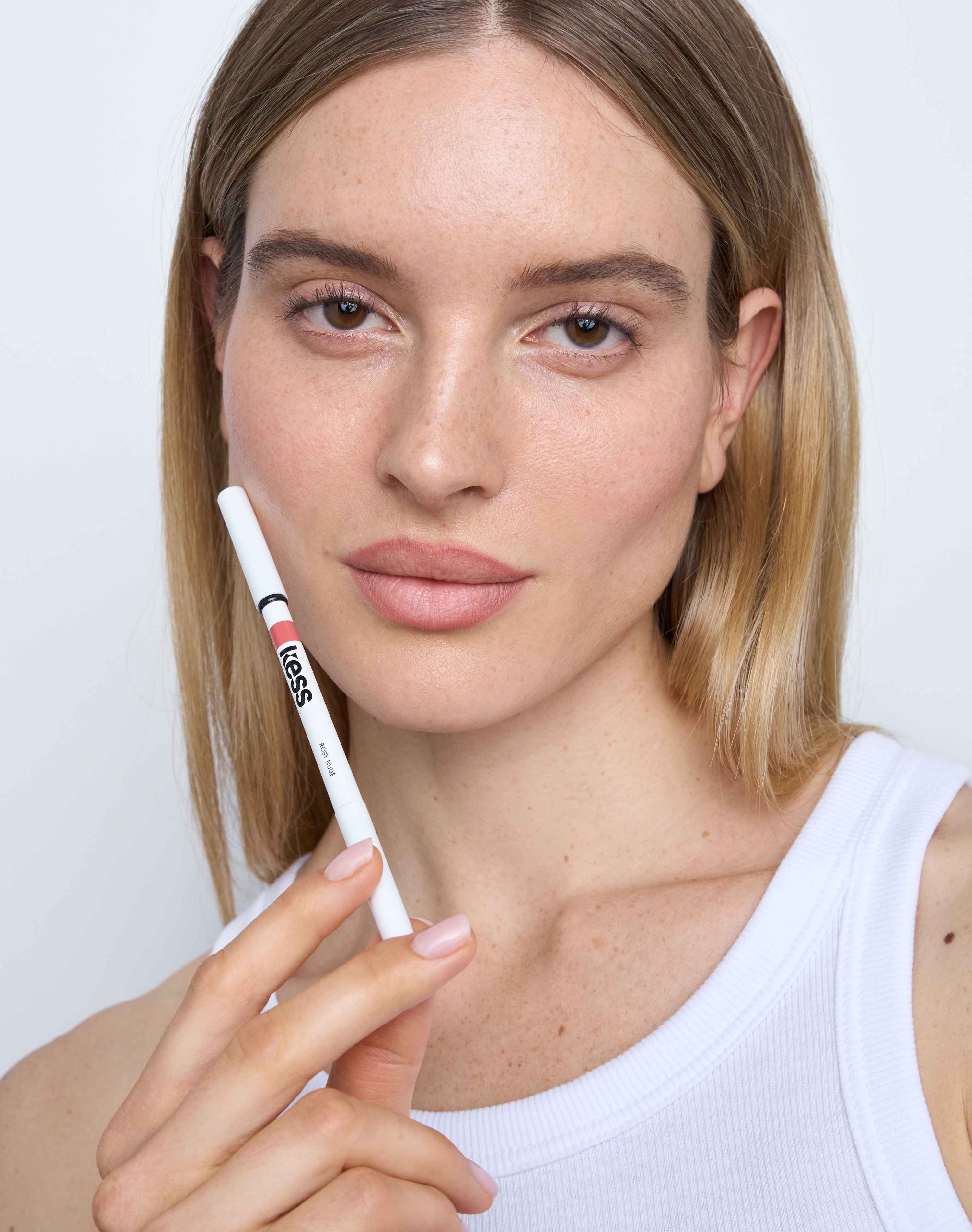 Soft Shape Lip Liner - Image 5