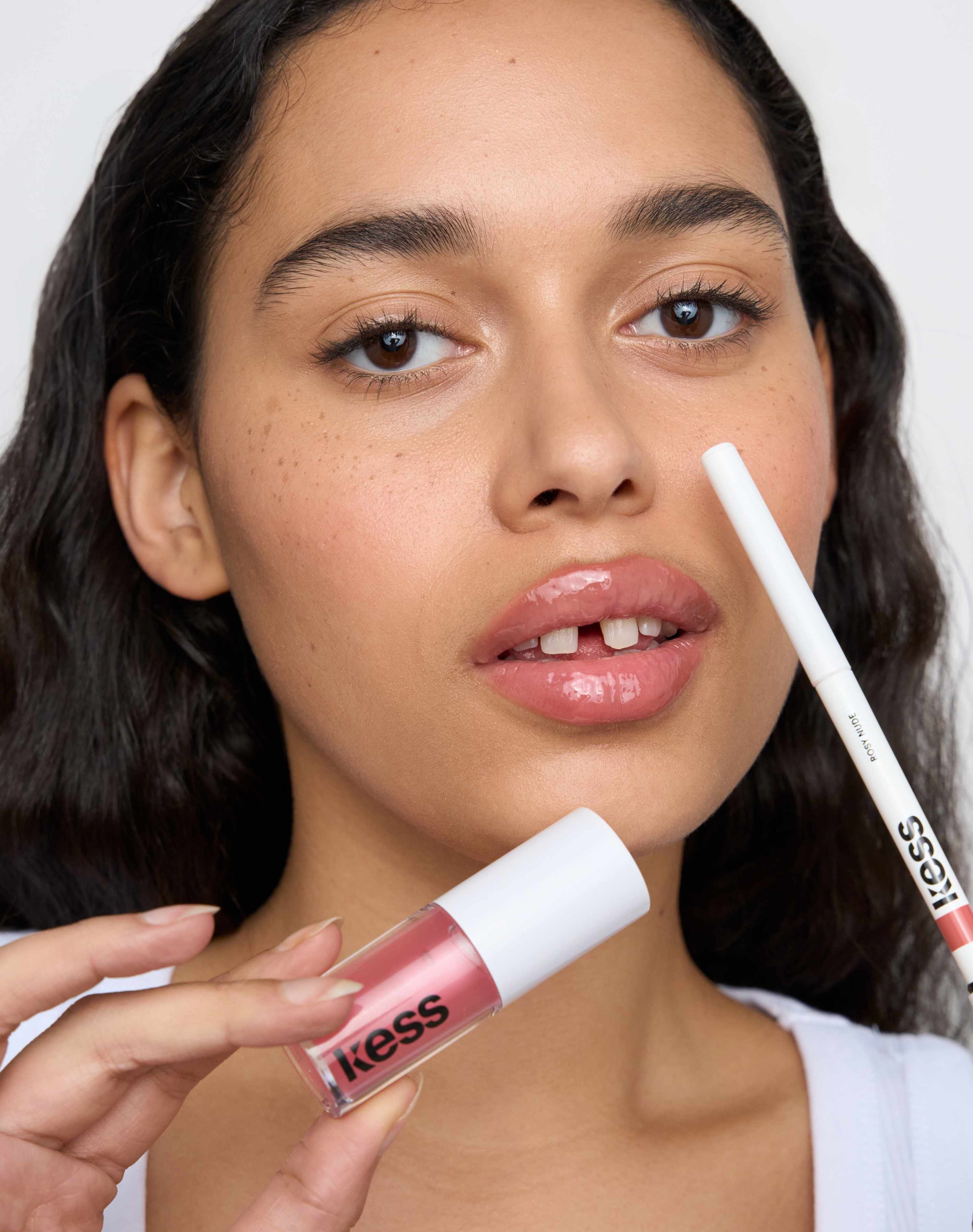 Soft Shape Lip Liner - Image 6