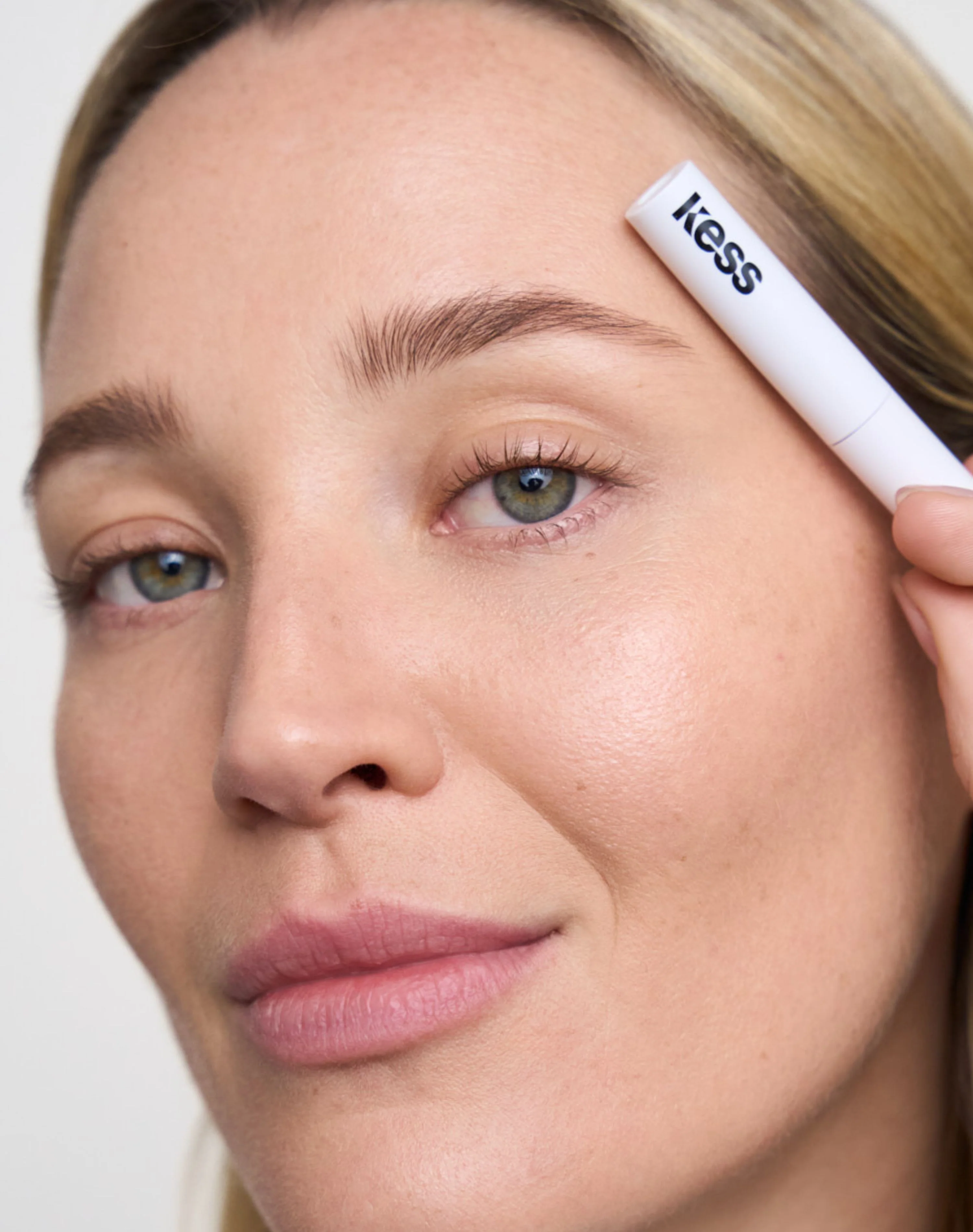 Fluffy Brow Filler - Image 5